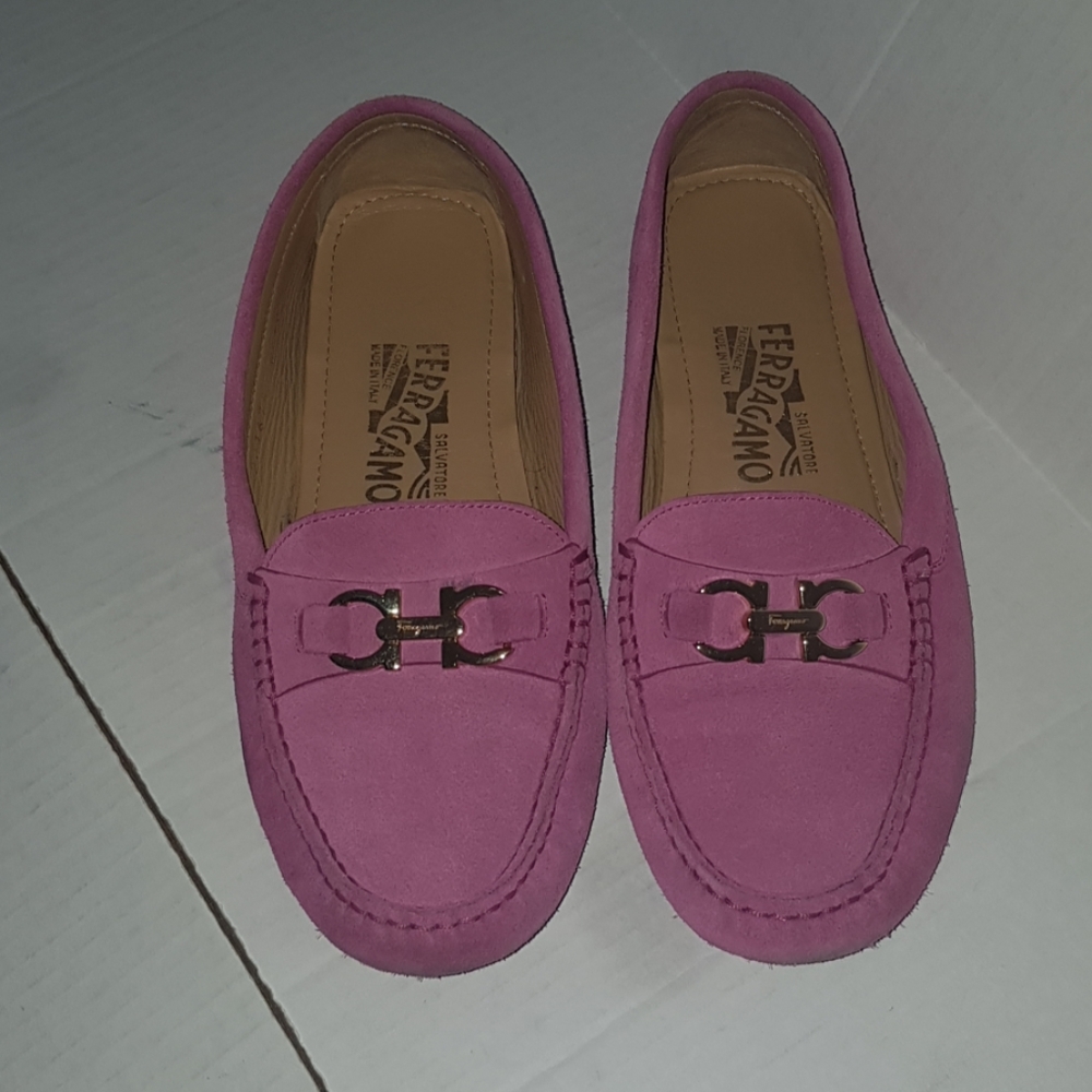 Salvatore ferragamo saba suede loafers